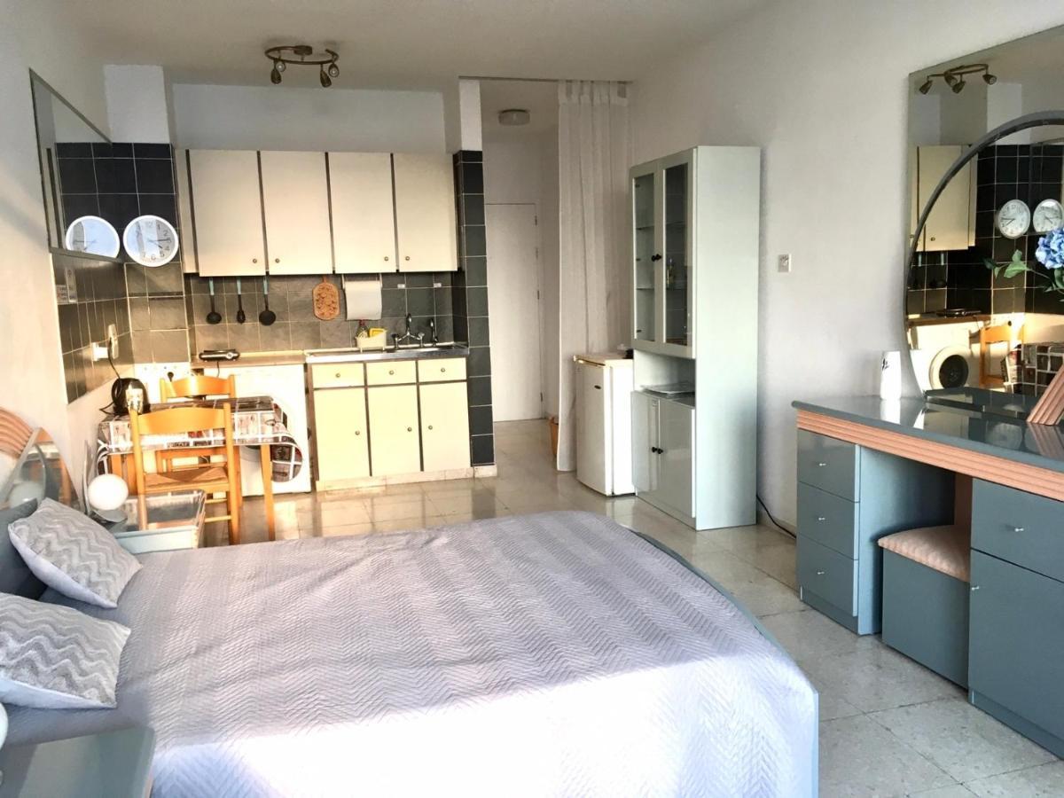 파포스 Sunset Seaview Studio 아파트 외부 사진